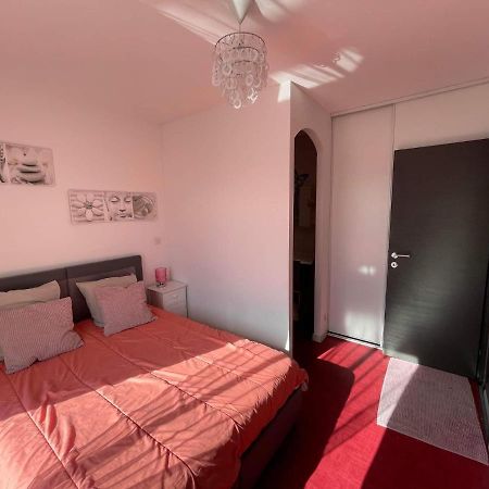 Maison F2, Neuve Au Calme Avec Jardinet لا كراو المظهر الخارجي الصورة